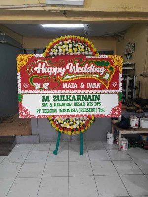 Papan Bunga di Cilandak Town Square